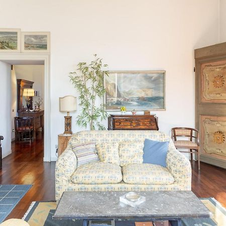 Villa Niobe - Exclusive Lakefront Apartment With Private Beach Stresa Exterior foto