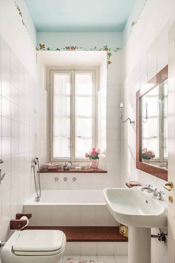 Villa Niobe - Exclusive Lakefront Apartment With Private Beach Stresa Exterior foto